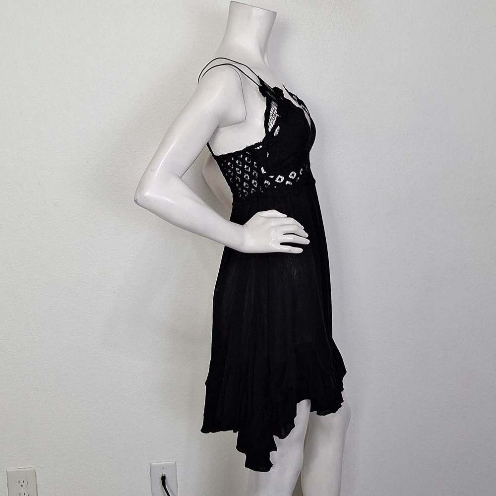 Free People "NEW" Black Adella Boho Whimsigoth Crochet Lace Slip Dress Size S - Picture 5 of 14